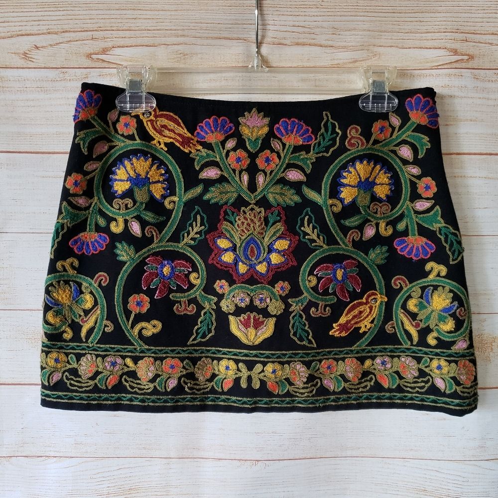 Zara Unique Floral Embroidered Mini Skirt Black Multi Size Small